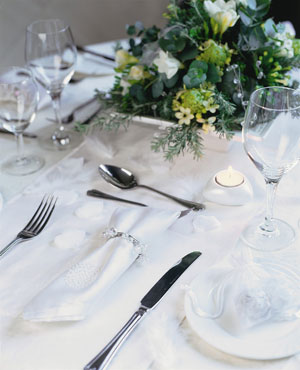 Glisten table setting Glisten table setting