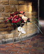 Traditional leaf frame pedestal with glass bowl Traditional leaf frame pedestal with glass bowl